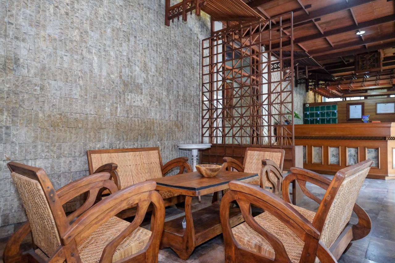Urbanview Hotel Syariah Wisnugraha By Reddoorz Yogyakarta Exteriér fotografie