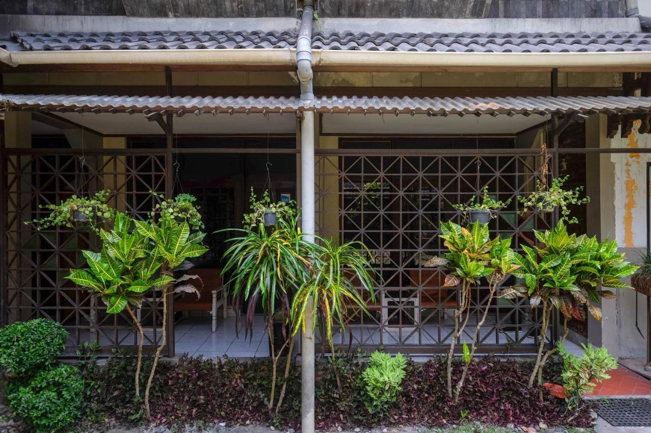 Urbanview Hotel Syariah Wisnugraha By Reddoorz Yogyakarta Exteriér fotografie