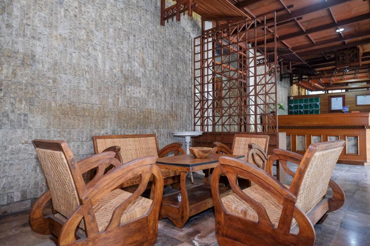 Urbanview Hotel Syariah Wisnugraha By Reddoorz Yogyakarta Exteriér fotografie