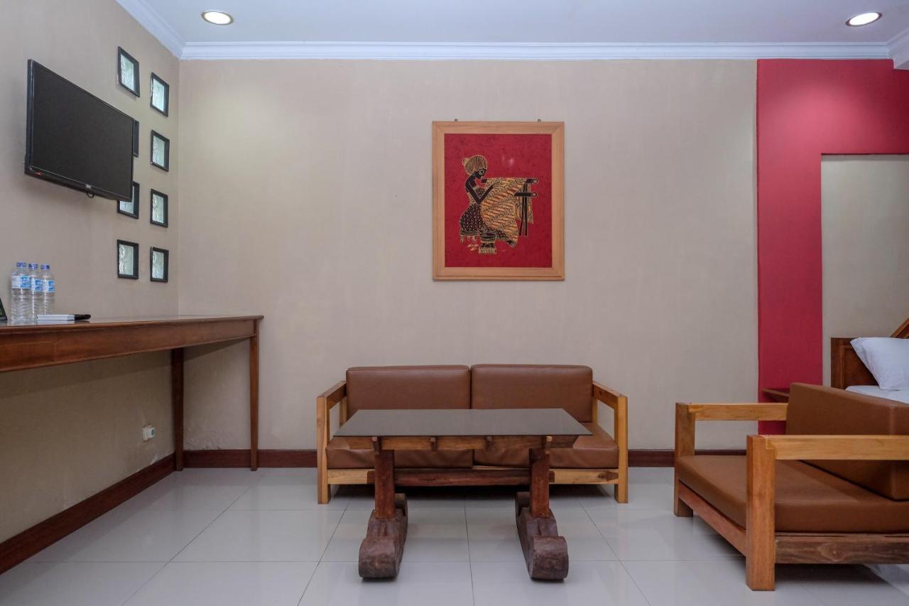 Urbanview Hotel Syariah Wisnugraha By Reddoorz Yogyakarta Exteriér fotografie