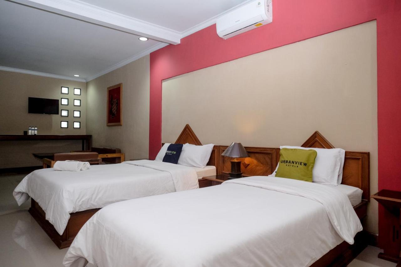 Urbanview Hotel Syariah Wisnugraha By Reddoorz Yogyakarta Exteriér fotografie