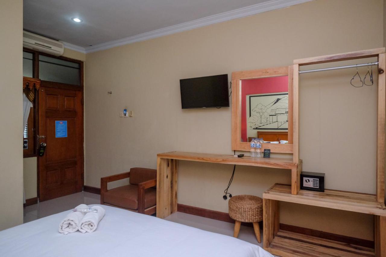 Urbanview Hotel Syariah Wisnugraha By Reddoorz Yogyakarta Exteriér fotografie